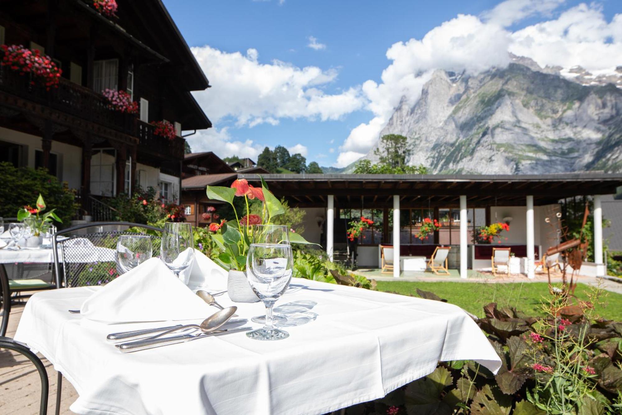 Parkhotel Schoenegg Grindelwald Exterior photo